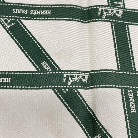 Auth HERMES Petit Carre White Green Scarf - Picture 4 of 5